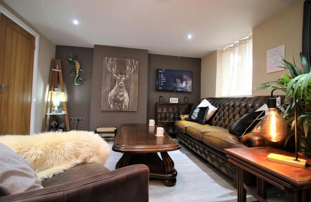 Stylish Loft Apartment by Property Promise