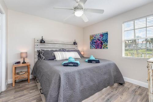 Stylish Retreat - Coastal1