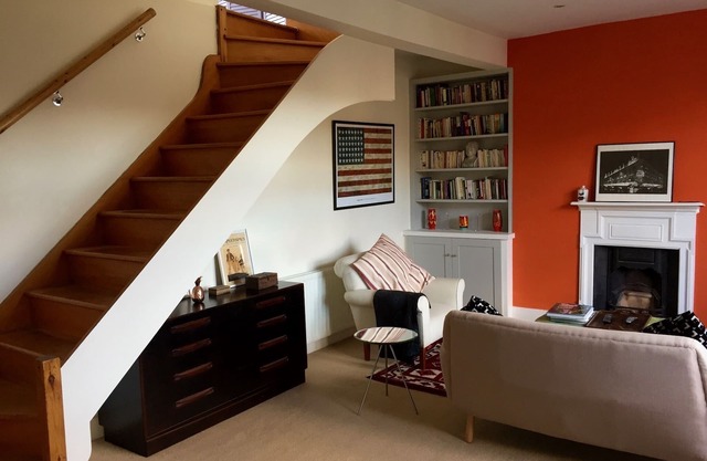 Elegante piso superior de 1 cama plana en West Hampstead