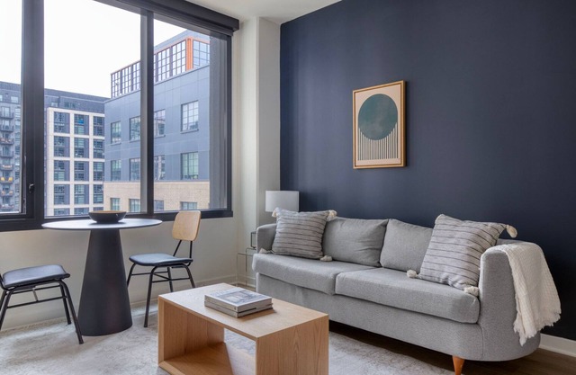 Stylish Union Market 2BR w/ Pool & Gym, nr Entertainment, by Blueground