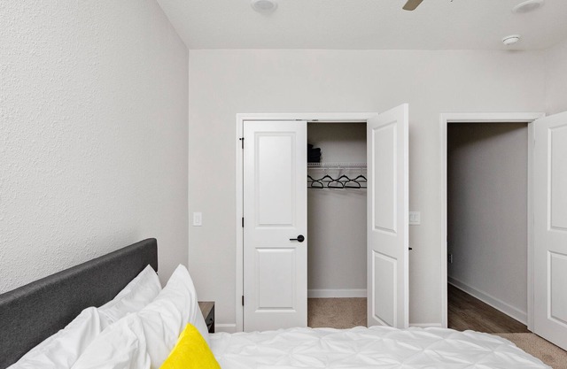 Stylish Uptown Apartment near UNC and Charlotte Motor Speedway 8306