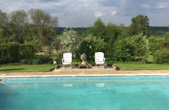 Suite con vistas a la hermosa campiña de Wealden, piscina. (Ver ofertas)