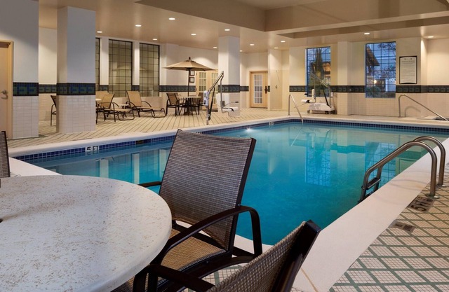 Suite con acceso GRATUITO a SHUTTLE | Desayuno gratis, bañera de hidromasaje compartida + piscina