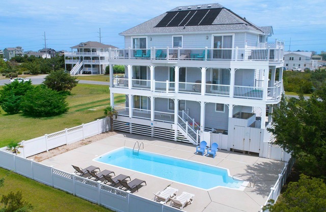 SUMMER SAVINGS - Soundside Home w/ Private Pool, Cabana, Pool Table and More