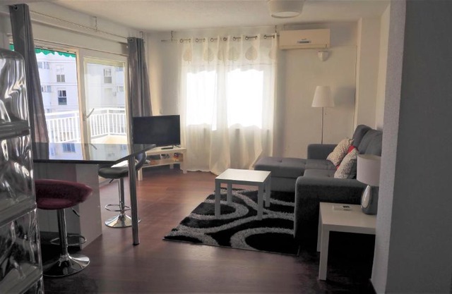 Sun & Beach Apartment Carivoguest