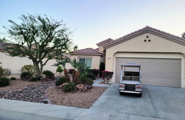 Sun City, Palm Desert, CA, Home in 55+ Community