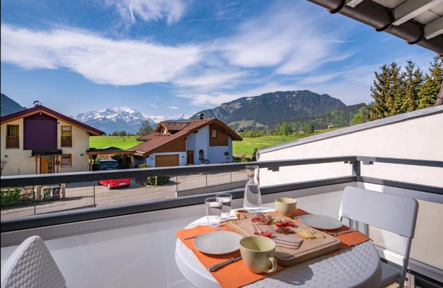 Sun Valley Apartments