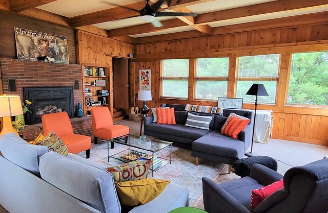 +Sunny+ Design Inspired, Modern, Lakeside, Historic Beauty!!