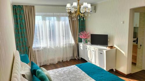 Sunny Home Apartment