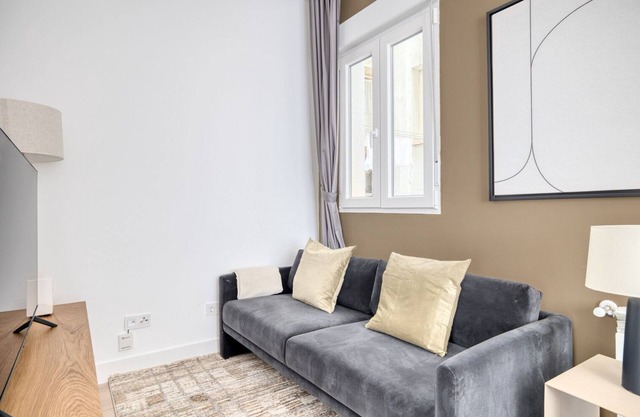 Sunny Salamanca 2BR w/ Doorman nr El Retiro Park, by Blueground