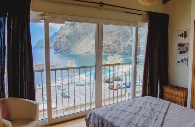 SUNRISEHOUSE, un contraste perfecto entre el mar y las montañas!Increíble vista