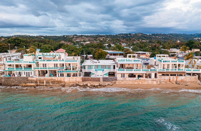 Oceanfront Sunset Paradise Villas