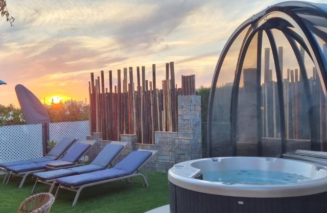 Sunset sea view & garden Spa Cala Tarida 6p max