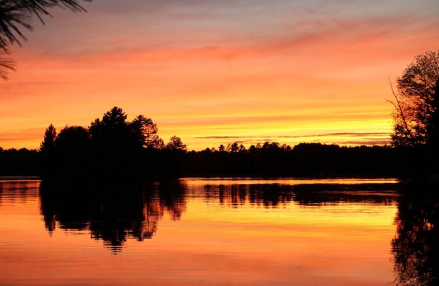 Sunset View Lake Home en el lago Mohawksin, frente de arena