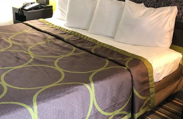Super 8 by Wyndham Augusta
