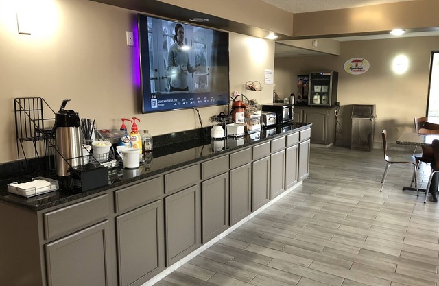 Super 8 by Wyndham, Orangeburg