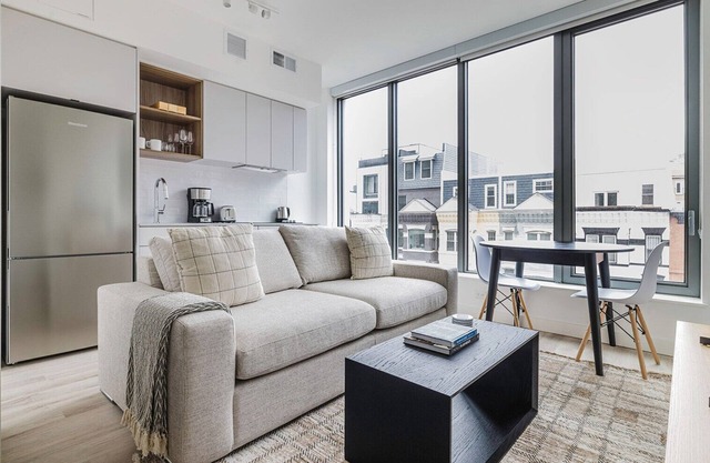 Superb NoMa 1BR w/ Gym, Pool, EV Charging & A/C