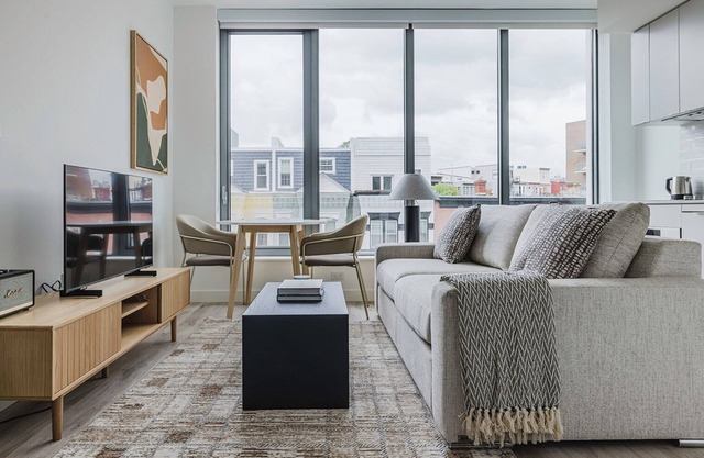 Superb NoMa 1BR w/ Pool, Gym, EV Charging & Spa