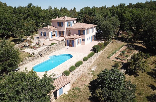 Magnífica villa provenzal para vacaciones con la familia o los amigos
