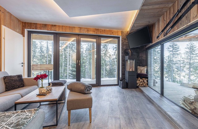 Superior Apartment with 3 bedroom