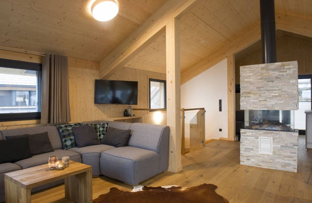 Superior Chalet # 05 with sauna & bathtub inside