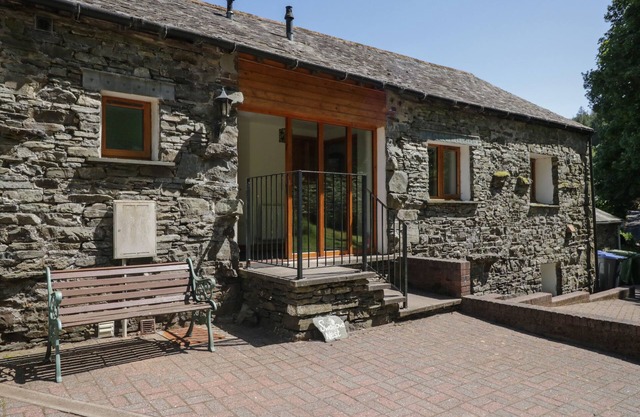 Nido de golondrina, KESWICK