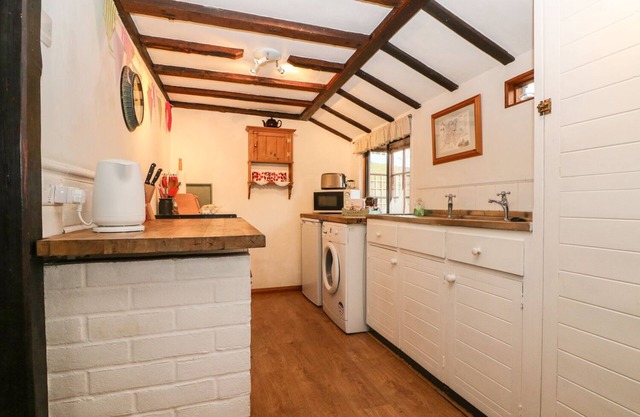 Swanfield Cottage