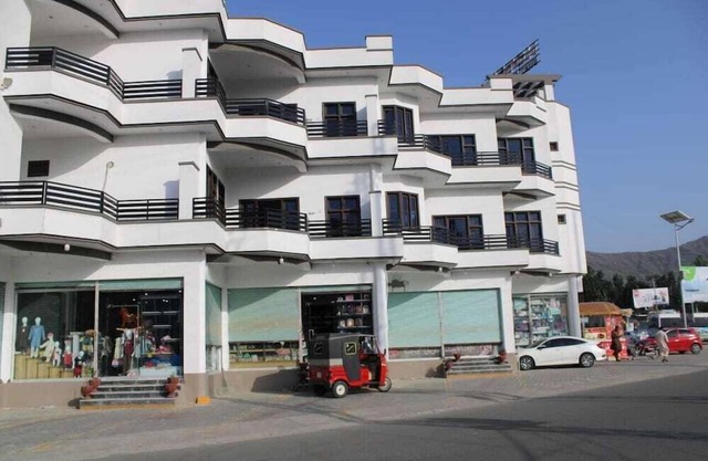 SWAT INN HOTEL