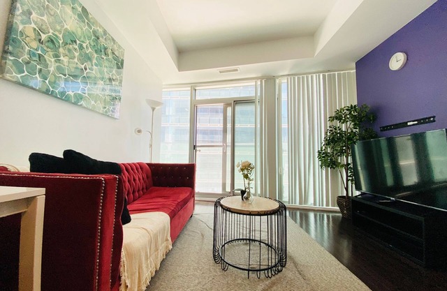 Sweet and Cozy 1 Bedroom in the heart of Downtown