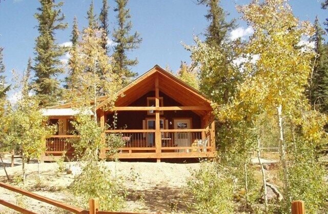 T'NT - Lake Cabin # 5 - Gran cubierta cubierta