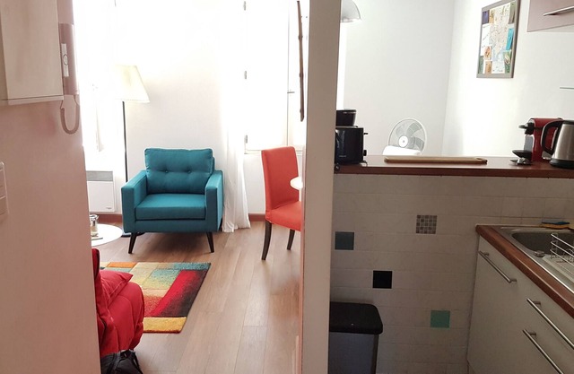 T2 calm close to all amenities (the plain)