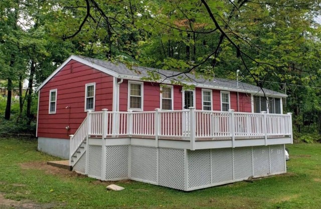 Taigh Loch - Lakes Region Retreat!