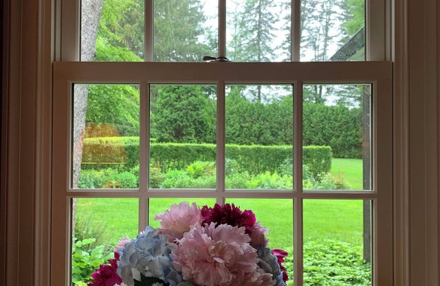 Tanglewood Treasure! A Gracious Retreat in the Heart of the Berkshires