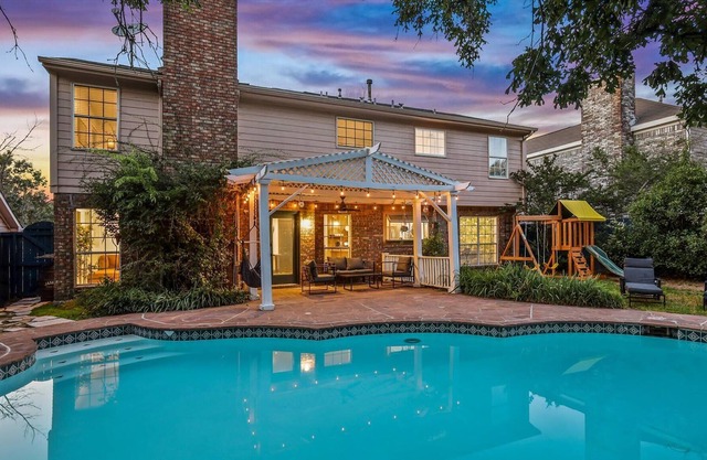 Taste of Heaven! Mountain View, Pool & Private Wild Nature