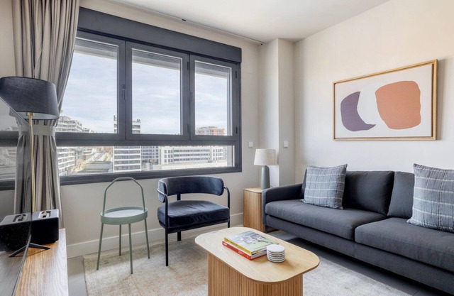 Tasteful Imperial 1BR w/ Gym, Pool & Doorman, near Parks, by Blueground