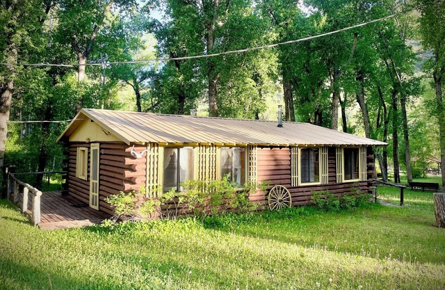 TATA River Cabin: The Salida Cabin - Relax and Unwinde