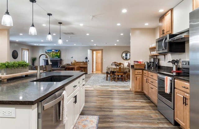 Teewinot Suite at Teton Crest Lodge