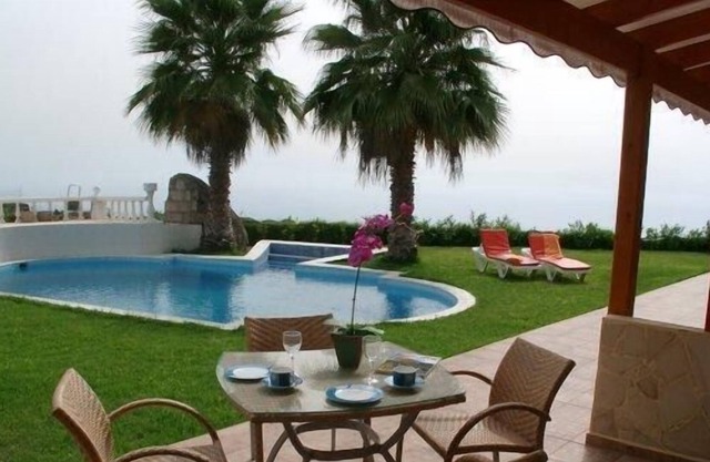 Tenerife Southwest - Holiday property on a luxurious finca with pool & grill
