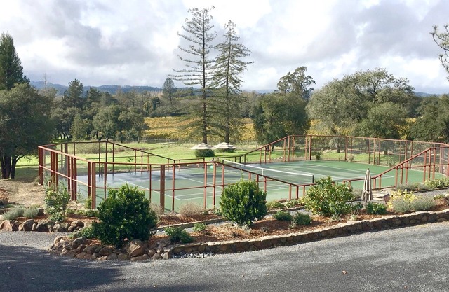 El paraíso del tenis en la región vinícola de sonoma