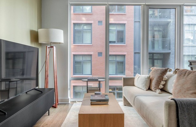 Terrific Mount Vernon Studio w/ Gym & Courtyard, nr Metro, by Blueground