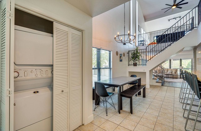 Texas Family-Friendly Escape w/ Pool: Near Lake!