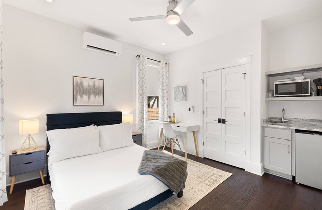 The Ashley Suite at 697 King