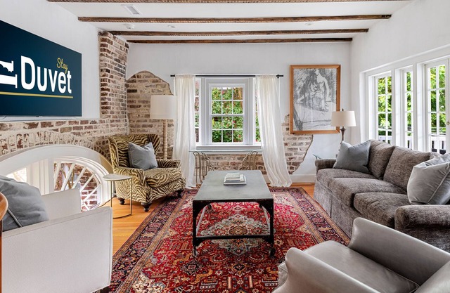 The Carriage House at The William Ravennel House