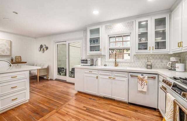 Walkable Luxury Broad Street Abode