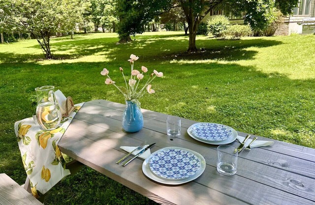 NEW: Fabulous Riverfront w/ Sunroom, Walk to Town!