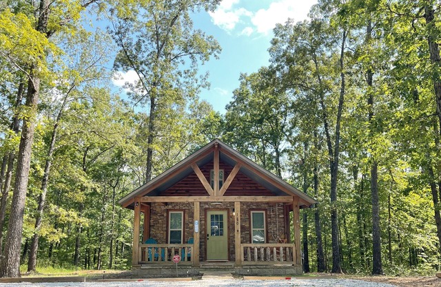 The Constellation Cabin - A Tranquil Ozark Retreat