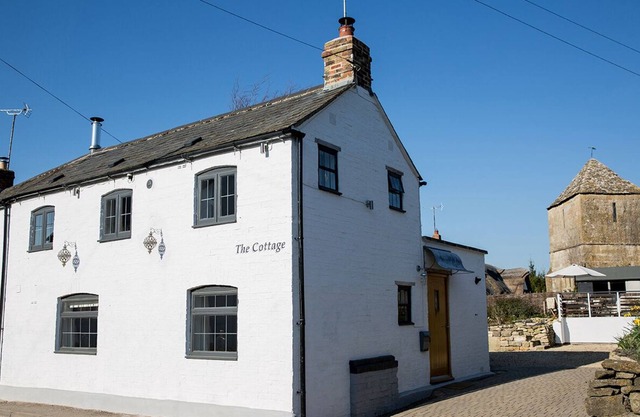 The Cottage y The Nook, Cotswolds, para 6 personas más un bebé