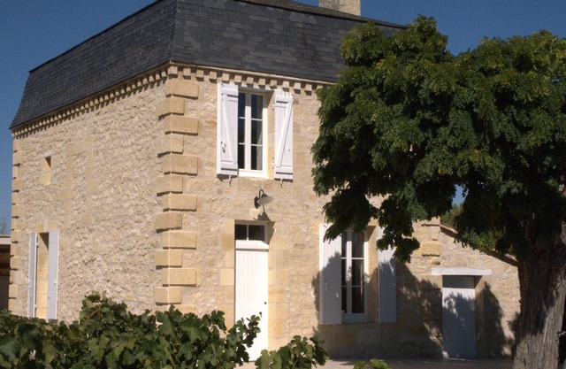 The house of the grape pickers
