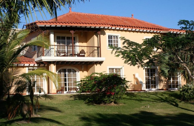The Golf Suites