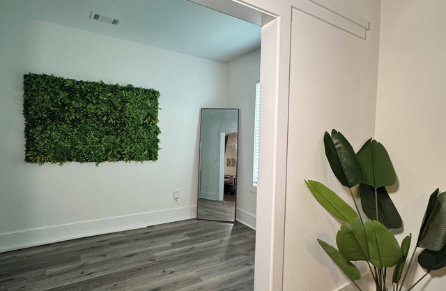 The Greenery Oasis 3BD/2BTH Near downtown Atlanta